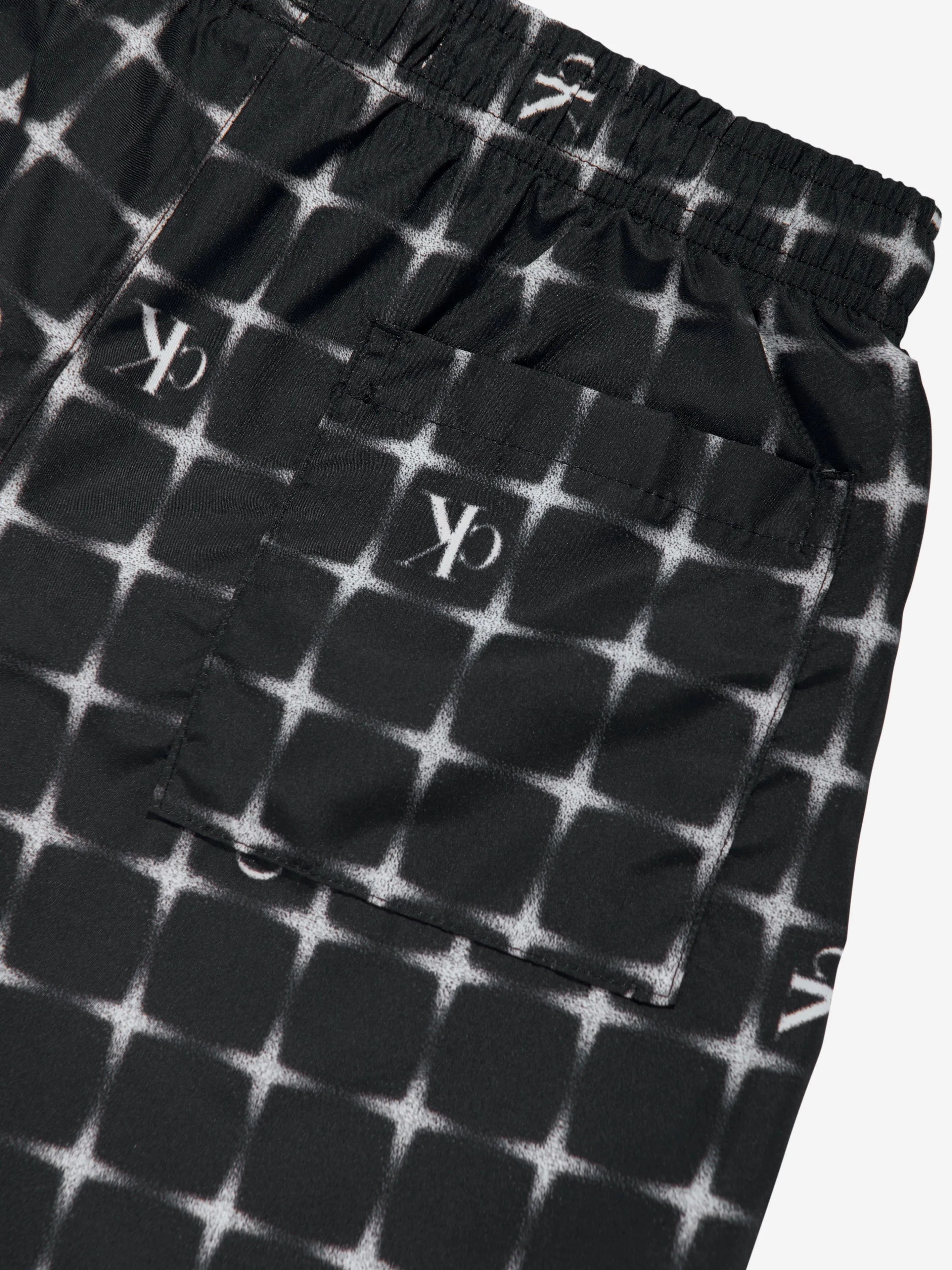 Jungen Badehose mit Logo-Print in Schwarz