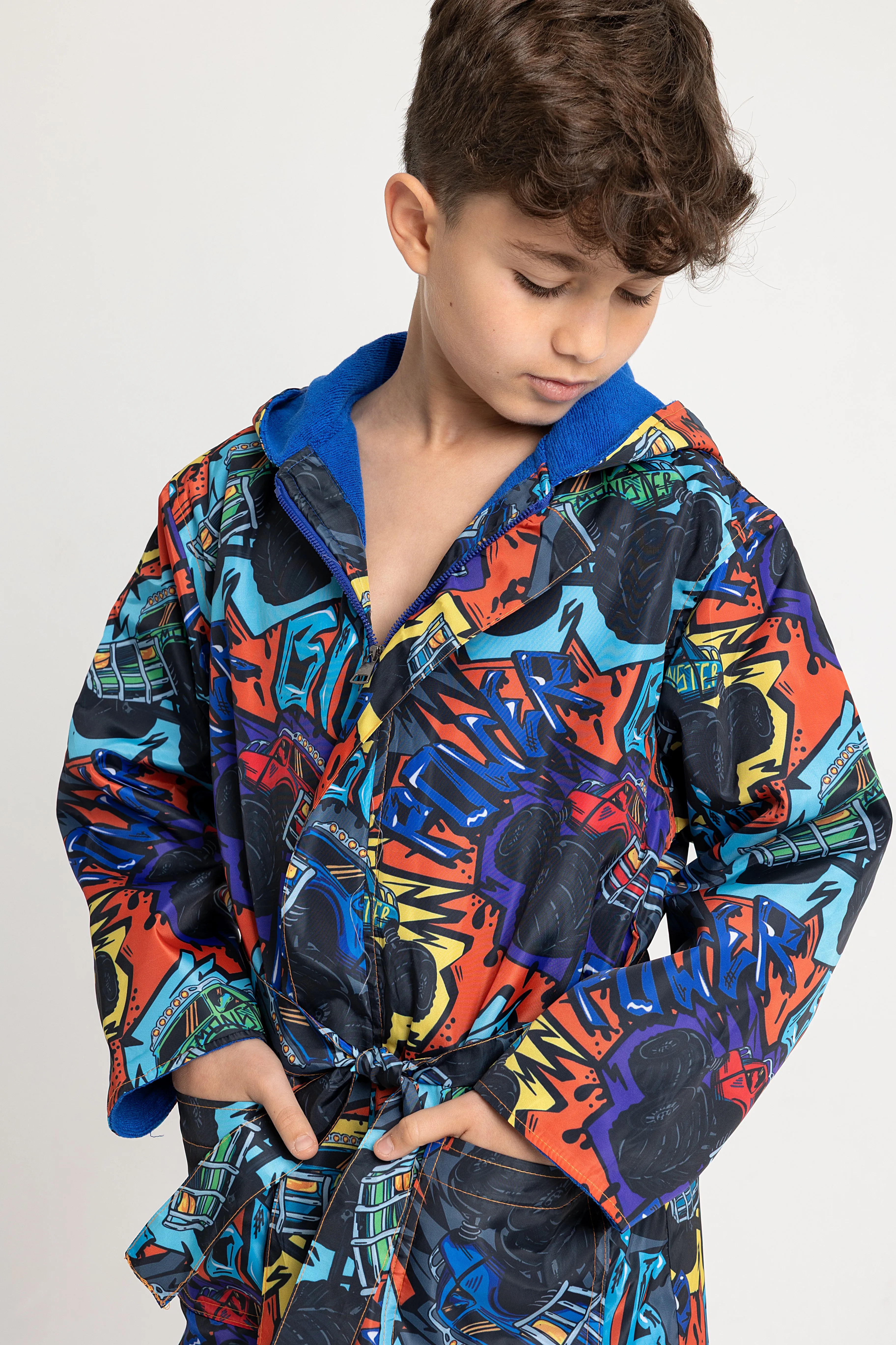 Jungen wasserdichter Bademantel – „Monster Truck“-Design