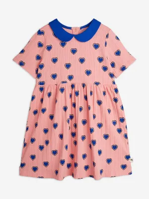 Girls Hearts AOP Kleid in Rosa