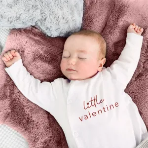 Kleiner Valentinstag Baby Schlafanzug