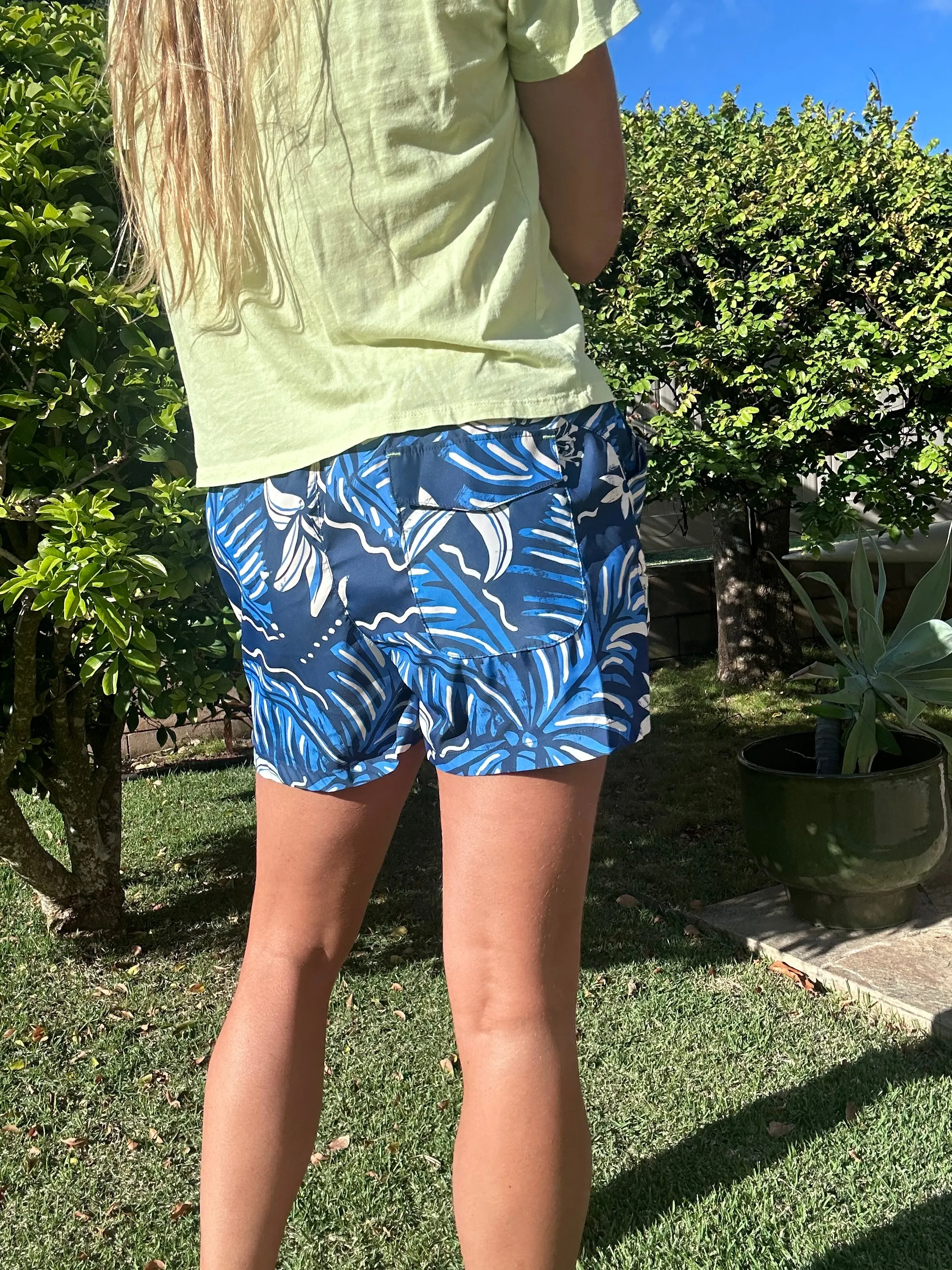 MAAJI Midnight Sky Sand Unisex-Shorts
