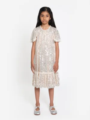 Needle & Thread Mädchen Mila Glanzkleid in Creme
