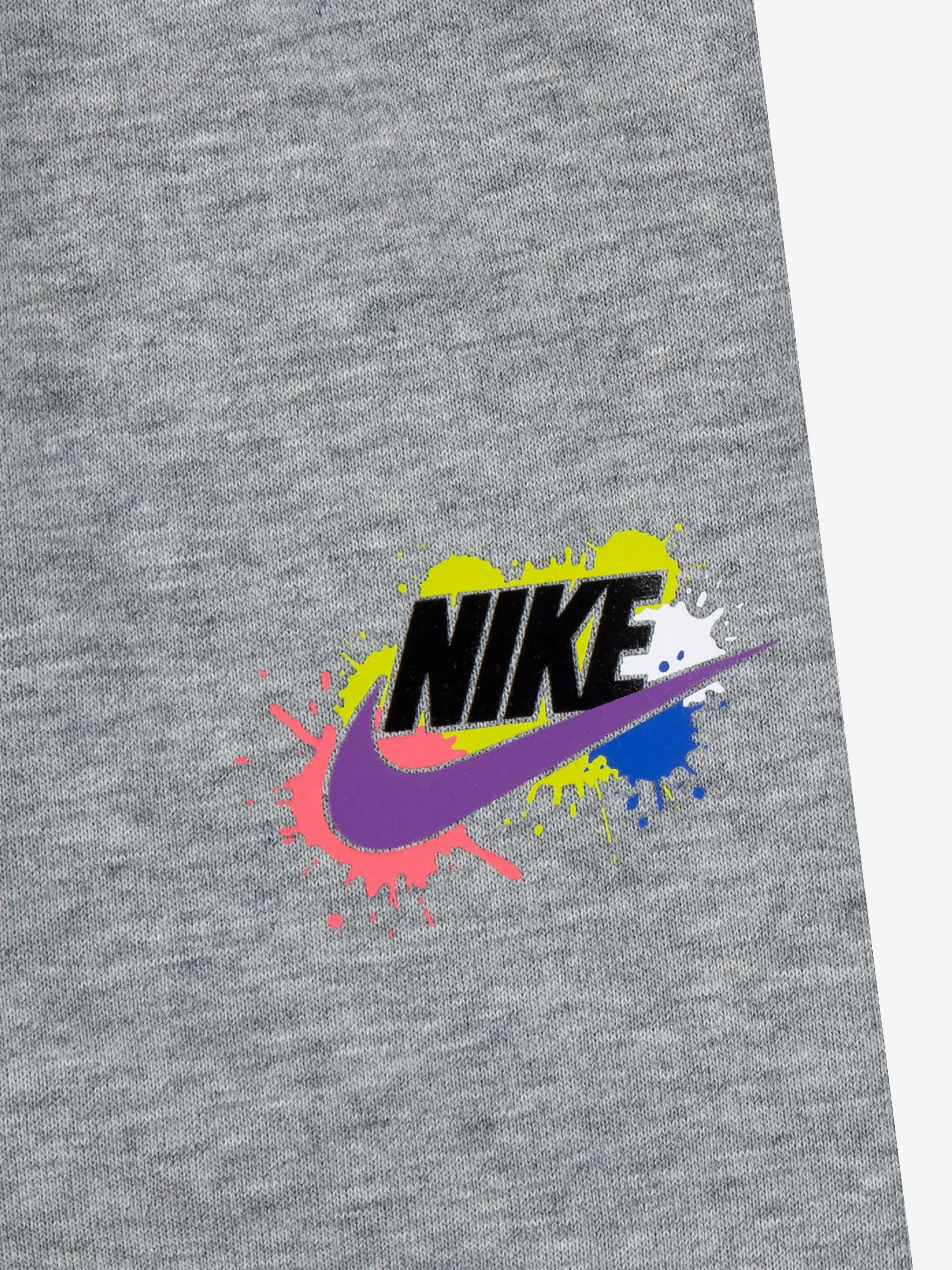 Nike Jungen NSW Express Yourself Trainingsanzug in Grau