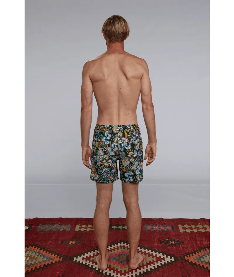 Patagonia Hydropeak Volley 16 in Boardshorts-Unterwasser: Schwarz