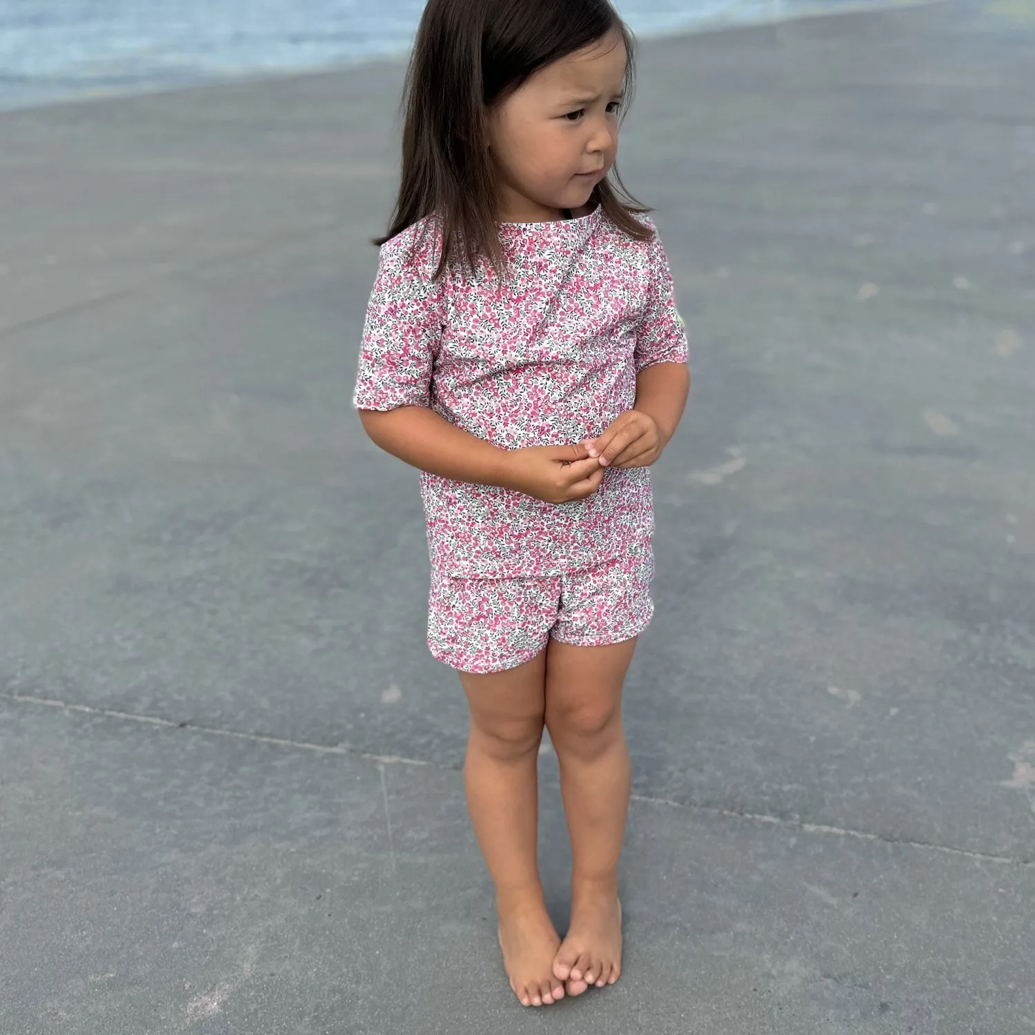 Petit Crabe Wiltshire Bud Alexa Badeshorts - Hergestellt aus Liberty© Stoff Petit-Crabe