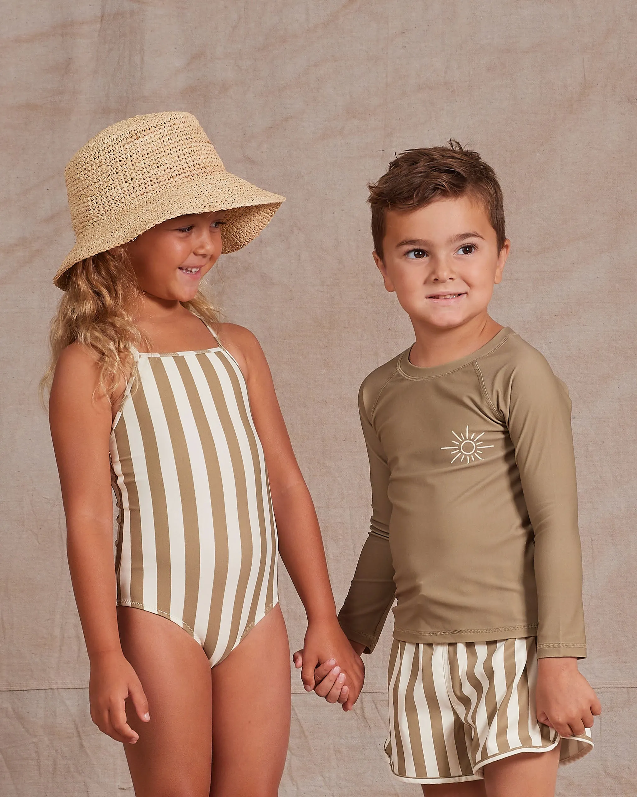 Sky One-Piece || Oliv gestreift